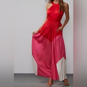 NWT- Sleeveless Pleated Colorblock Jumpsuit